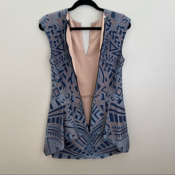 BCBGMAXAZRIA Dress - Picture 3 of 16